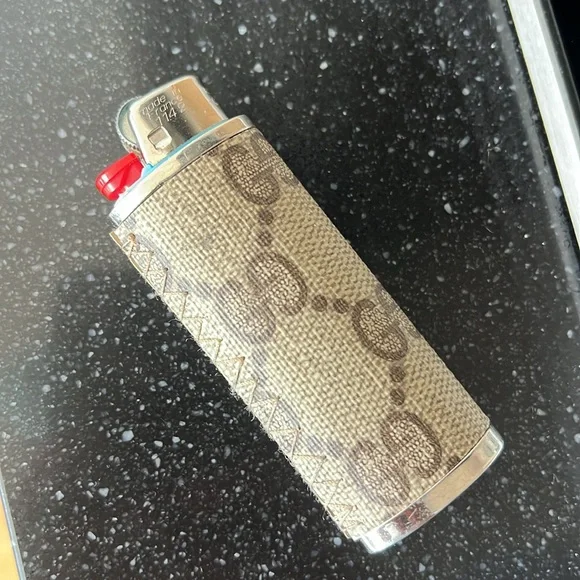 Gucci lighter Cover - Picture 7 of 10